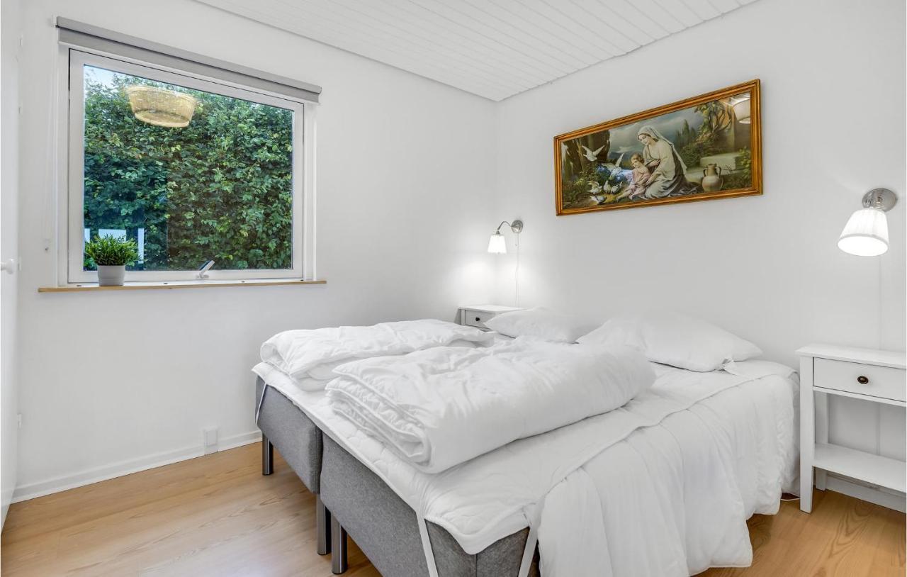 2 Bedroom Stunning Home In Strøby Ladeplads Dış mekan fotoğraf